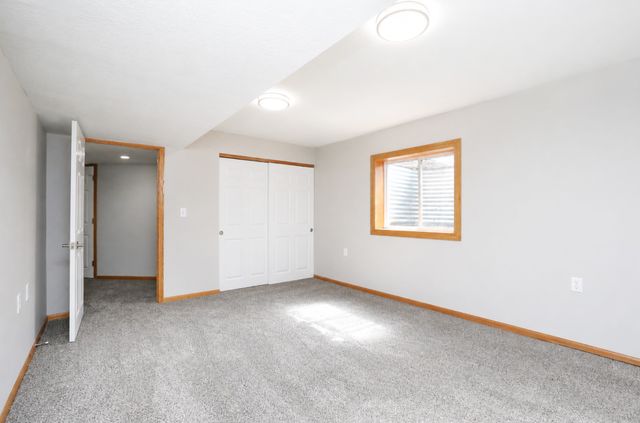6109 NW 50th Street, Johnston, IA 50131
