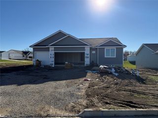 25132 Bluebird Circle, Adel, IA 50003