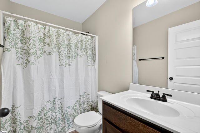 207 E Deer Drive, Greenville, SC 29611