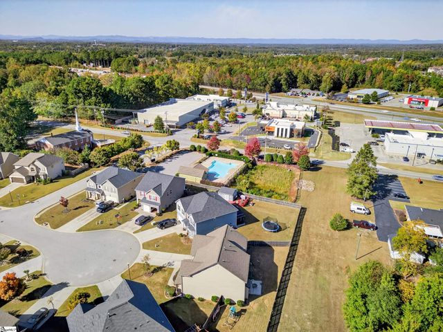 207 E Deer Drive, Greenville, SC 29611