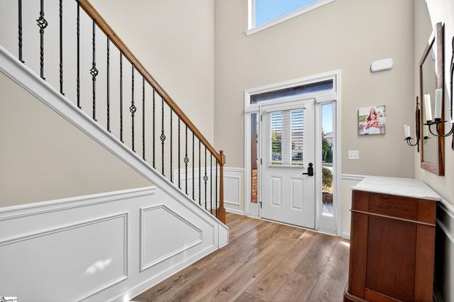 207 E Deer Drive, Greenville, SC 29611