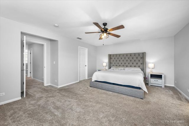 279 Garden Drive, Elgin, IL 60124