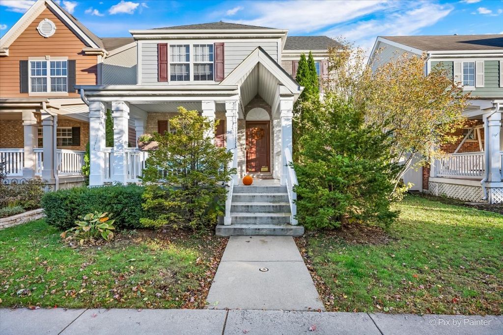 279 Garden Drive, Elgin, IL 60124