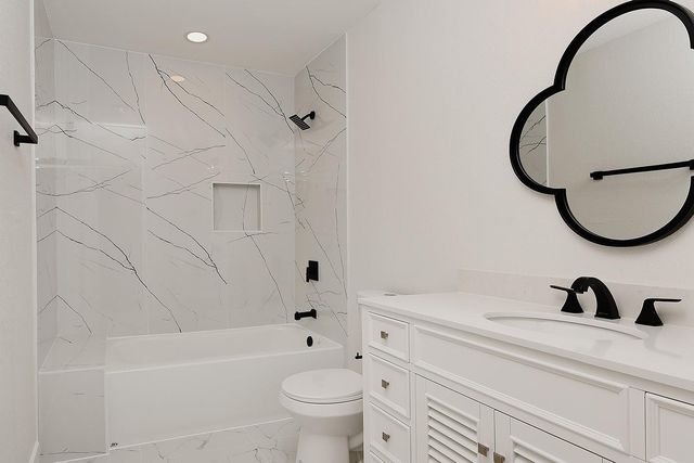 12412 Lake Vista Drive, Willis, TX 77318