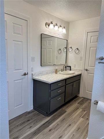 121 Walnut Street, Kingman, AZ 86401