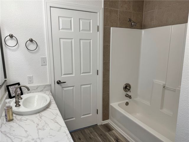 121 Walnut Street, Kingman, AZ 86401