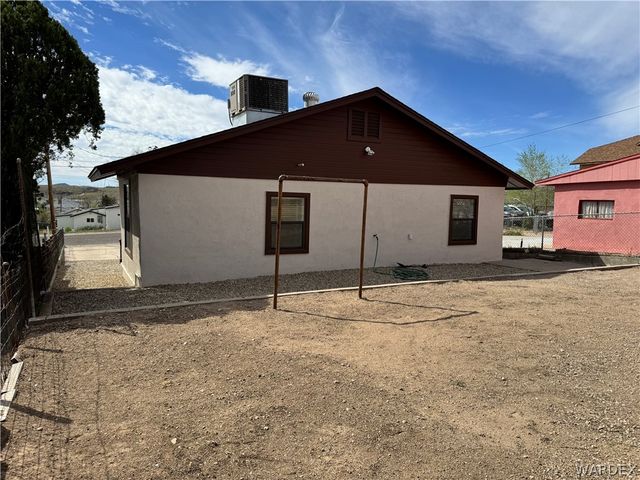 121 Walnut Street, Kingman, AZ 86401