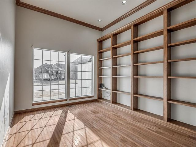 2310 Lakeside Circle, Shawnee, OK 74801