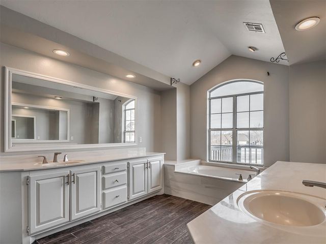 2310 Lakeside Circle, Shawnee, OK 74801