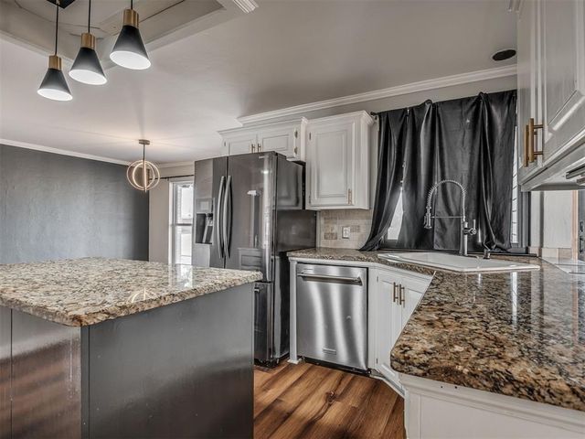 2310 Lakeside Circle, Shawnee, OK 74801