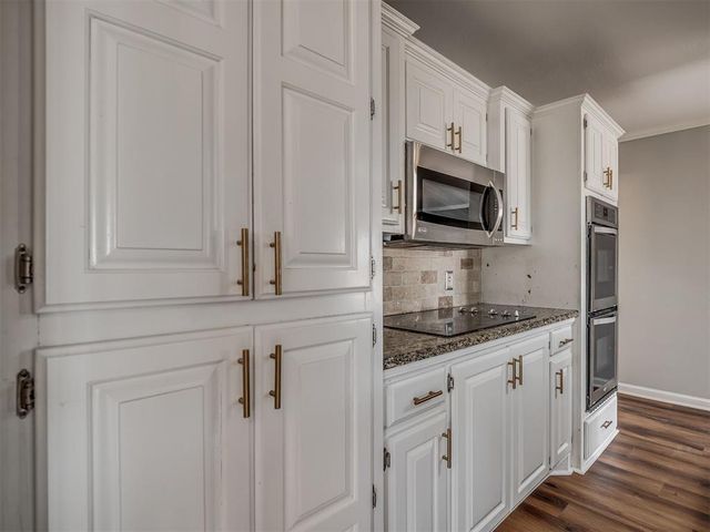 2310 Lakeside Circle, Shawnee, OK 74801