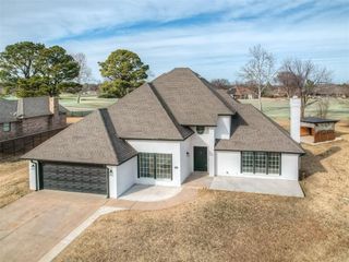 2310 Lakeside Circle, Shawnee, OK 74801