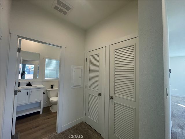 12995 6th 9, Yucaipa, CA 92399