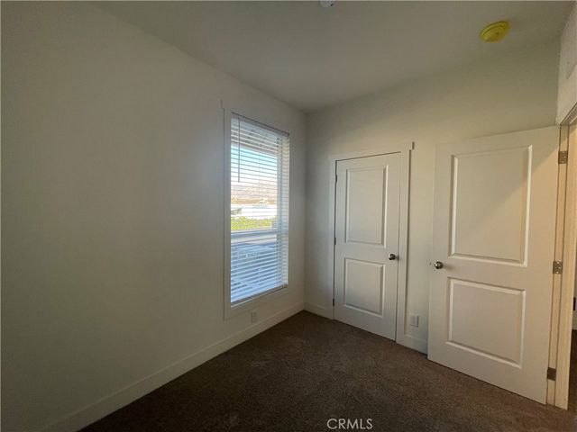 12995 6th 9, Yucaipa, CA 92399