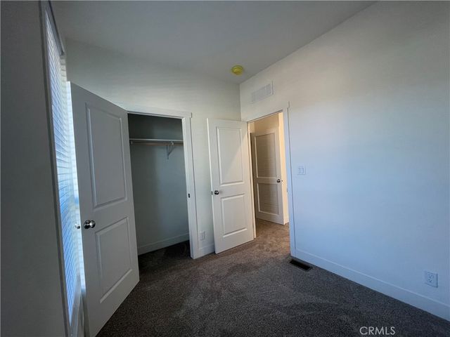 12995 6th 9, Yucaipa, CA 92399