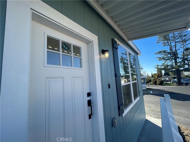 12995 6th 9, Yucaipa, CA 92399