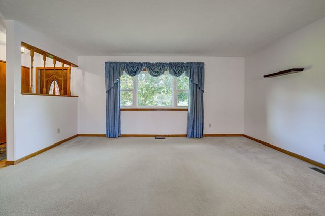 12199 S Lincoln Hollow, Cedar, MI 49621