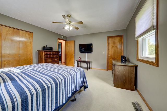 12199 S Lincoln Hollow, Cedar, MI 49621