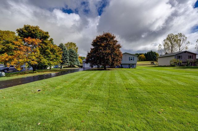 12199 S Lincoln Hollow, Cedar, MI 49621