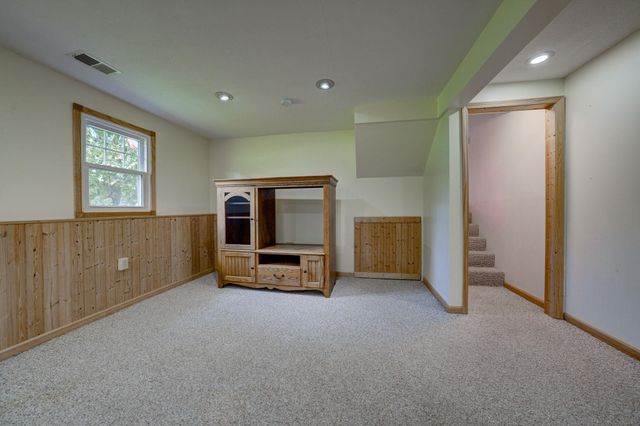 12199 S Lincoln Hollow, Cedar, MI 49621