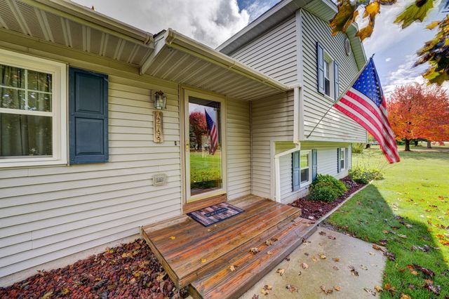 12199 S Lincoln Hollow, Cedar, MI 49621