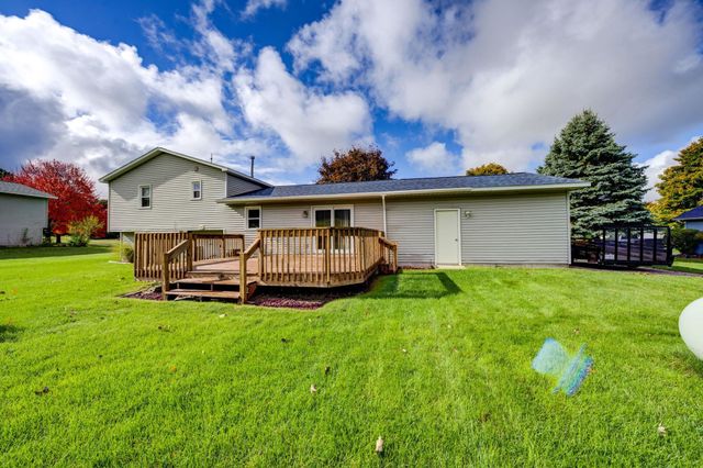 12199 S Lincoln Hollow, Cedar, MI 49621