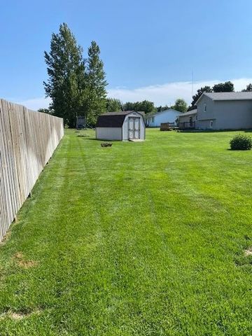 12199 S Lincoln Hollow, Cedar, MI 49621