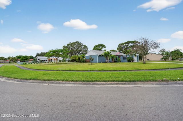 1575 Creel Road NE, Palm Bay, FL 32905