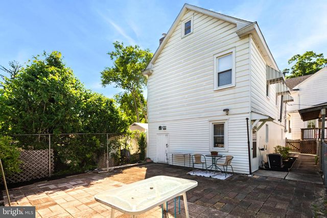 203 ALBANY AVE, Barrington, NJ 08007