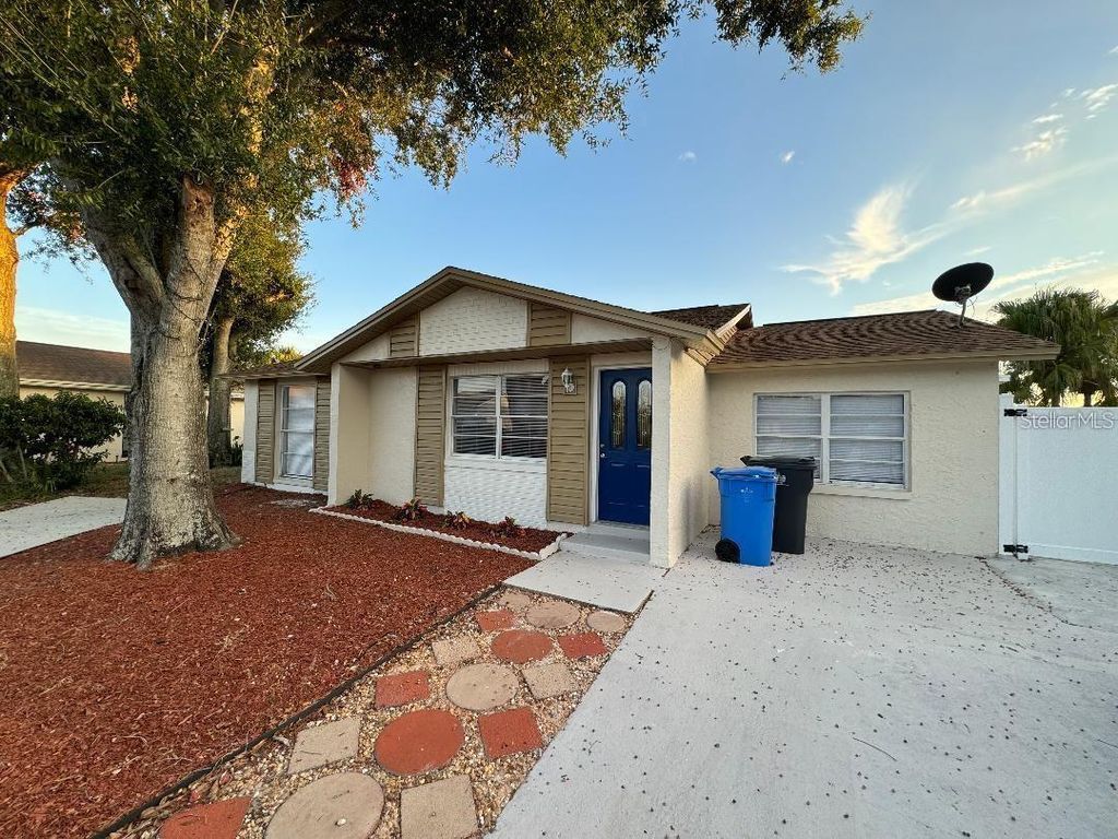 10204 BELLHURST COURT, Tampa, FL 33615