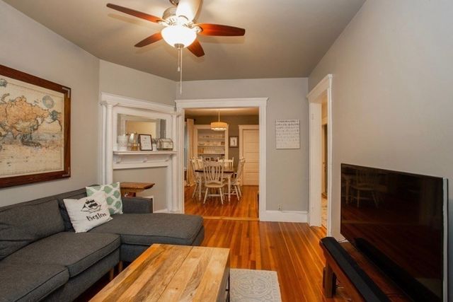 19 Hallam 2, Boston, MA 02125