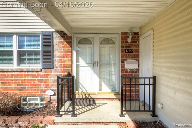 42092 Queen Anne Court, Northville, MI 48167