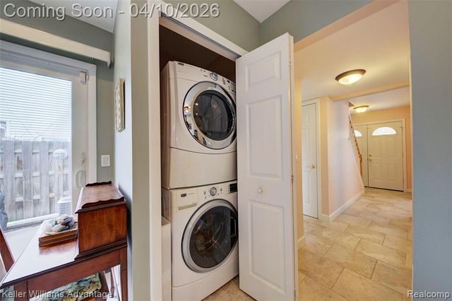 42092 Queen Anne Court, Northville, MI 48167