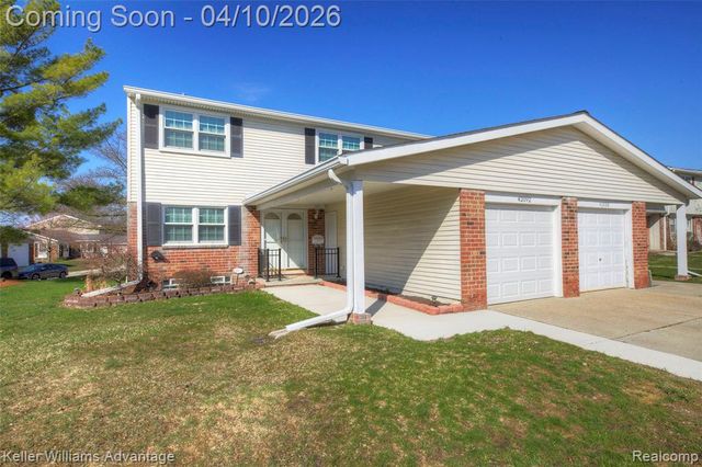 42092 Queen Anne Court, Northville, MI 48167