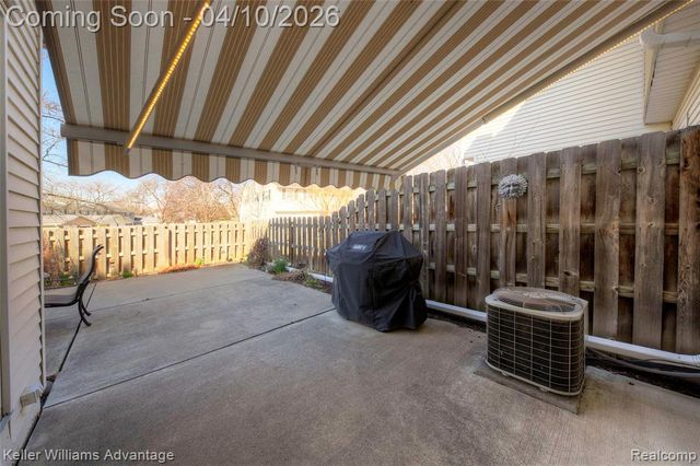 42092 Queen Anne Court, Northville, MI 48167