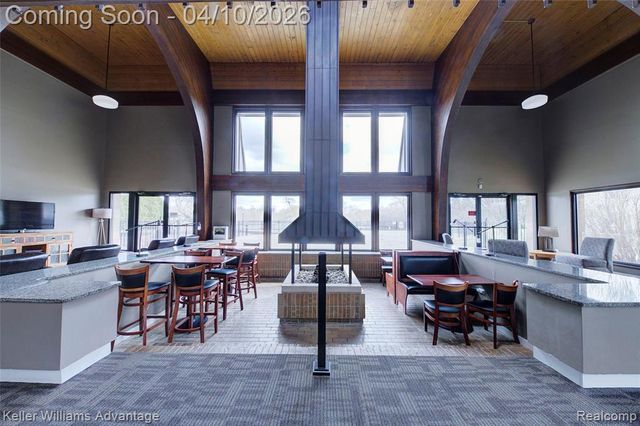 42092 Queen Anne Court, Northville, MI 48167