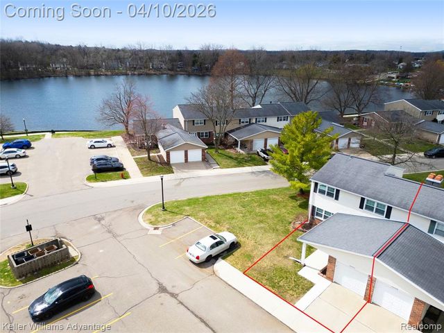 42092 Queen Anne Court, Northville, MI 48167