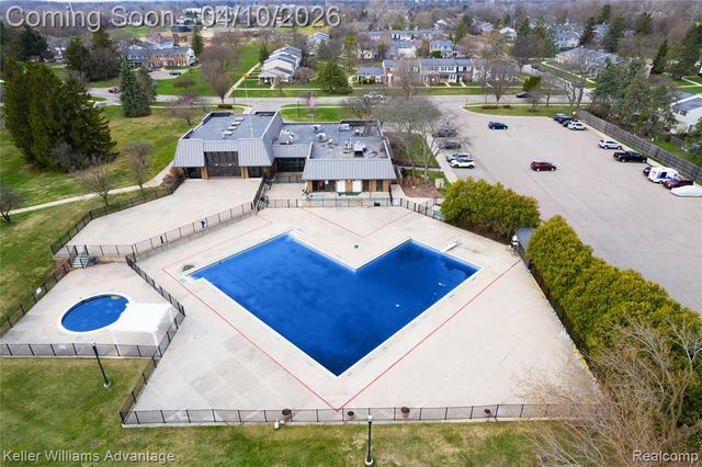 42092 Queen Anne Court, Northville, MI 48167