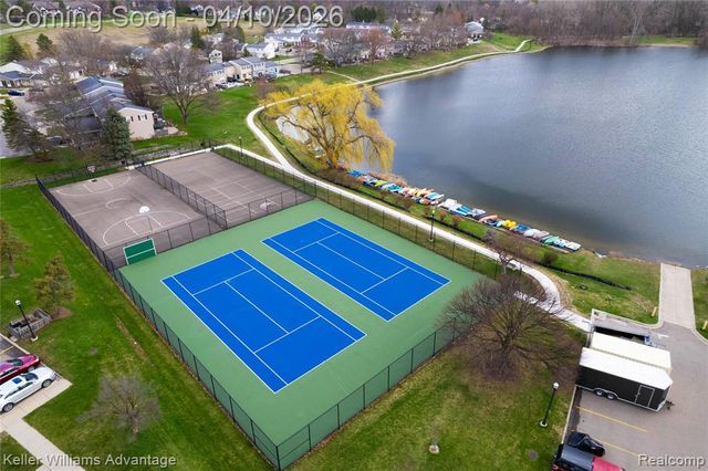 42092 Queen Anne Court, Northville, MI 48167