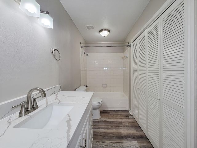 18617 Egret Bay 1010, Webster, TX 77058