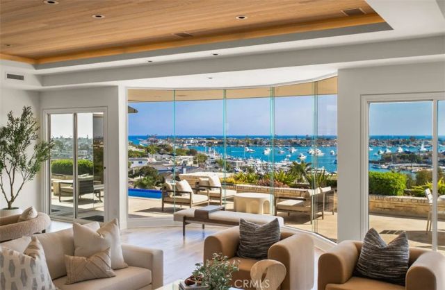 1535 Dolphin Terrace, Corona Del Mar, CA 92625