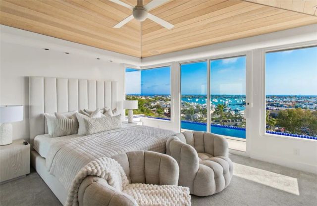 1535 Dolphin Terrace, Corona Del Mar, CA 92625