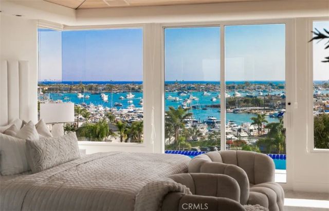 1535 Dolphin Terrace, Corona Del Mar, CA 92625