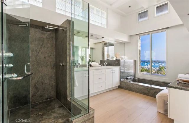 1535 Dolphin Terrace, Corona Del Mar, CA 92625