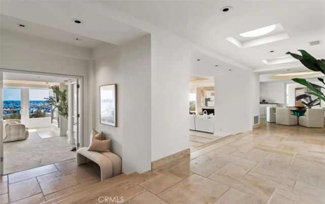 1535 Dolphin Terrace, Corona Del Mar, CA 92625