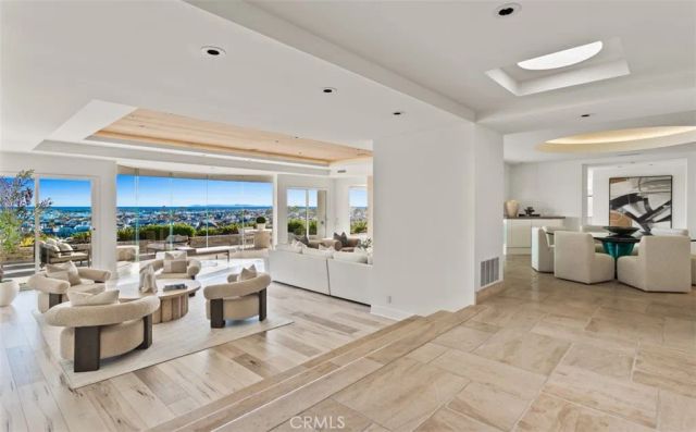 1535 Dolphin Terrace, Corona Del Mar, CA 92625