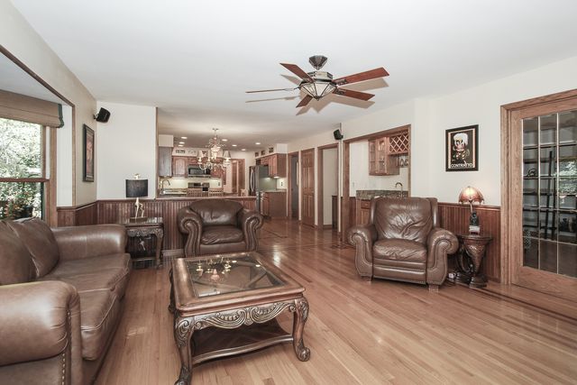 24530 Hummingbird Court, Barrington, IL 60010