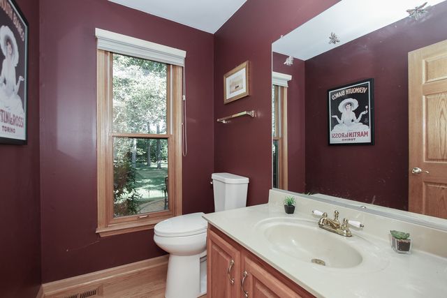 24530 Hummingbird Court, Barrington, IL 60010