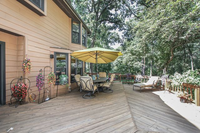 24530 Hummingbird Court, Barrington, IL 60010