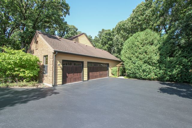 24530 Hummingbird Court, Barrington, IL 60010